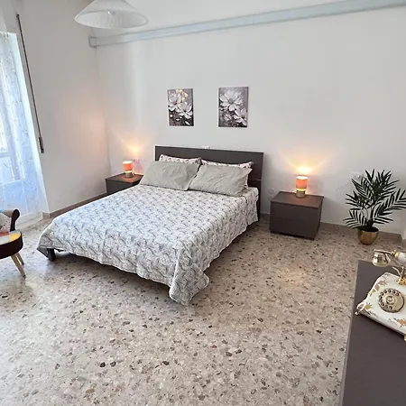 Casa Dei Maestri -vicino Al Mare, Con Posto Auto *