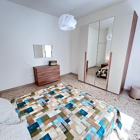 Casa Dei Maestri -vicino Al Mare, Con Posto Auto