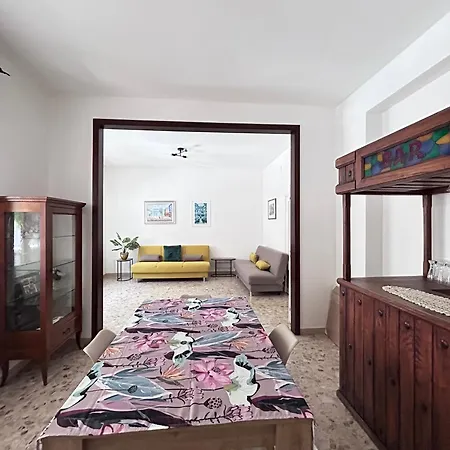 Casa Dei Maestri -vicino Al Mare, Con Posto Auto * Pescara