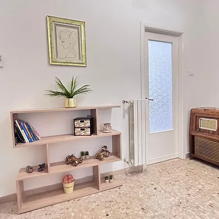 Lägenhet Casa Dei Maestri -vicino Al Mare, Con Posto Auto *